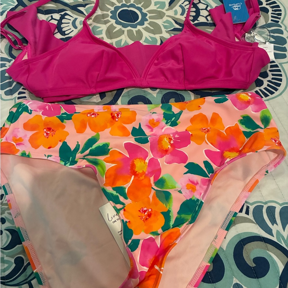 Cupshe Pink and Floral Bikini Set